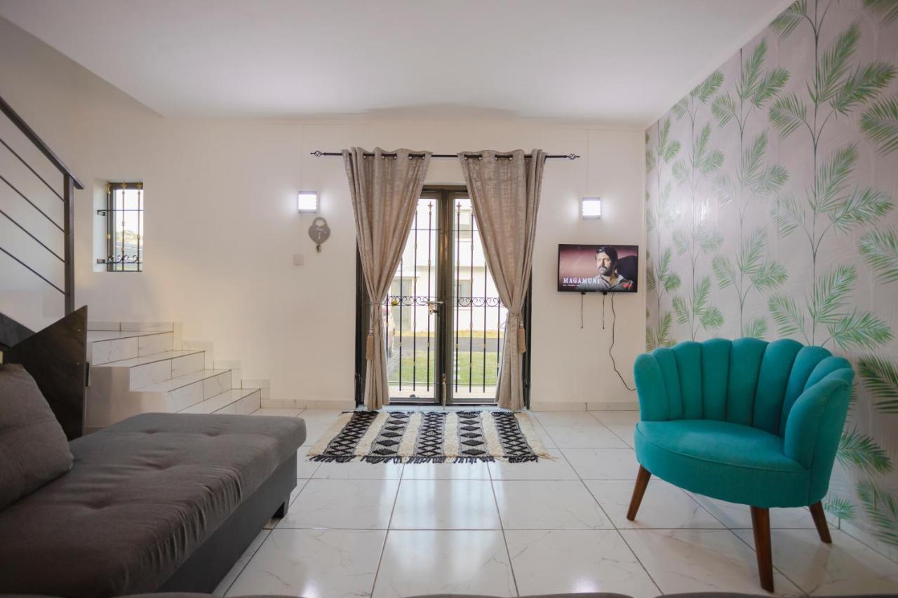 Le Palmiste Lovely 2-Bedroom Duplex With Pool Grand Gaube Kültér fotó